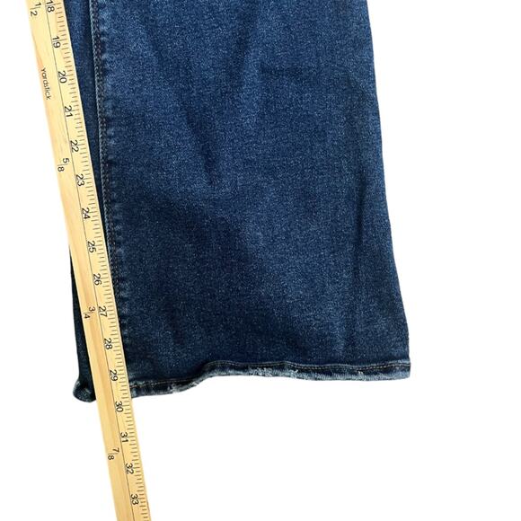 LOLA Premium High Rise Flared Denim Jeans Womens Size 8 Dark Wash Edgy Simple - Picture 13 of 14